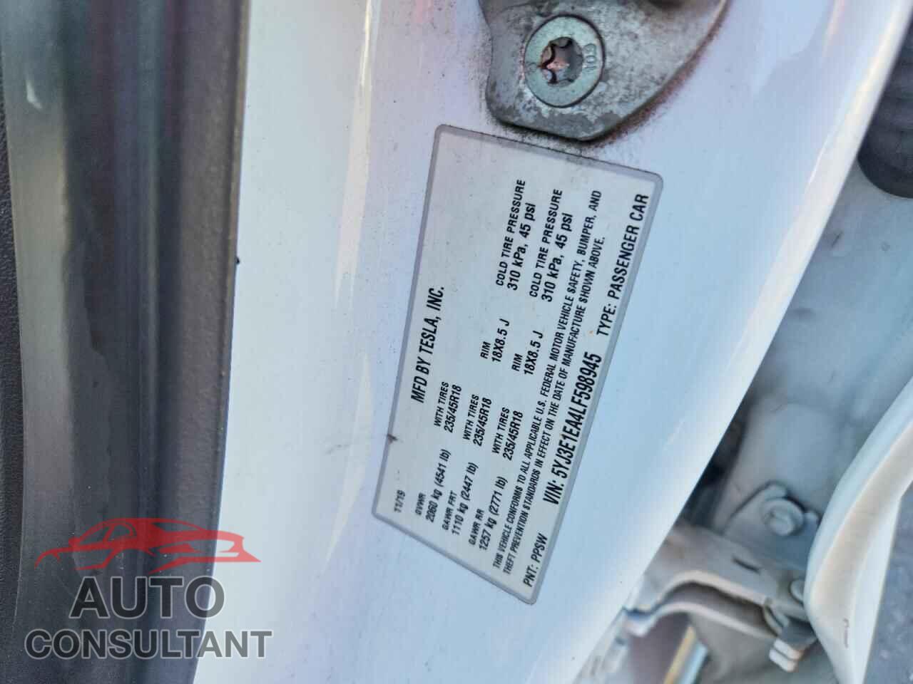 TESLA MODEL 3 2020 - 5YJ3E1EA4LF598945