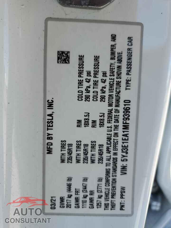TESLA MODEL 3 2021 - 5YJ3E1EA1MF939610