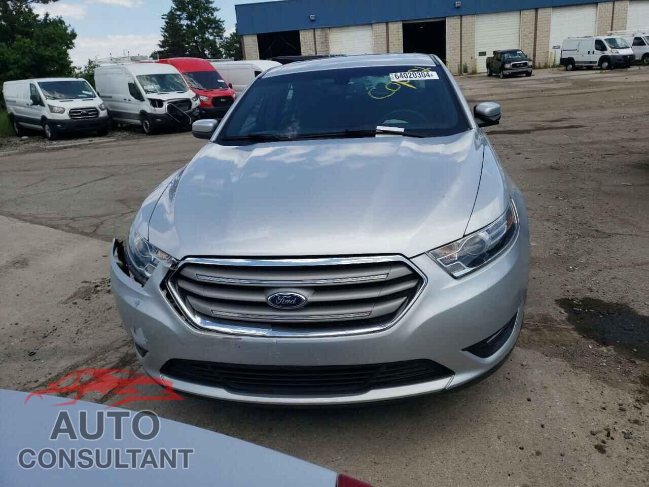 FORD TAURUS 2017 - 1FAHP2E81HG110458