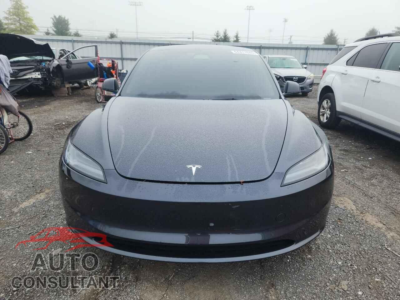 TESLA MODEL 3 2025 - 5YJ3E1EA2SF919539