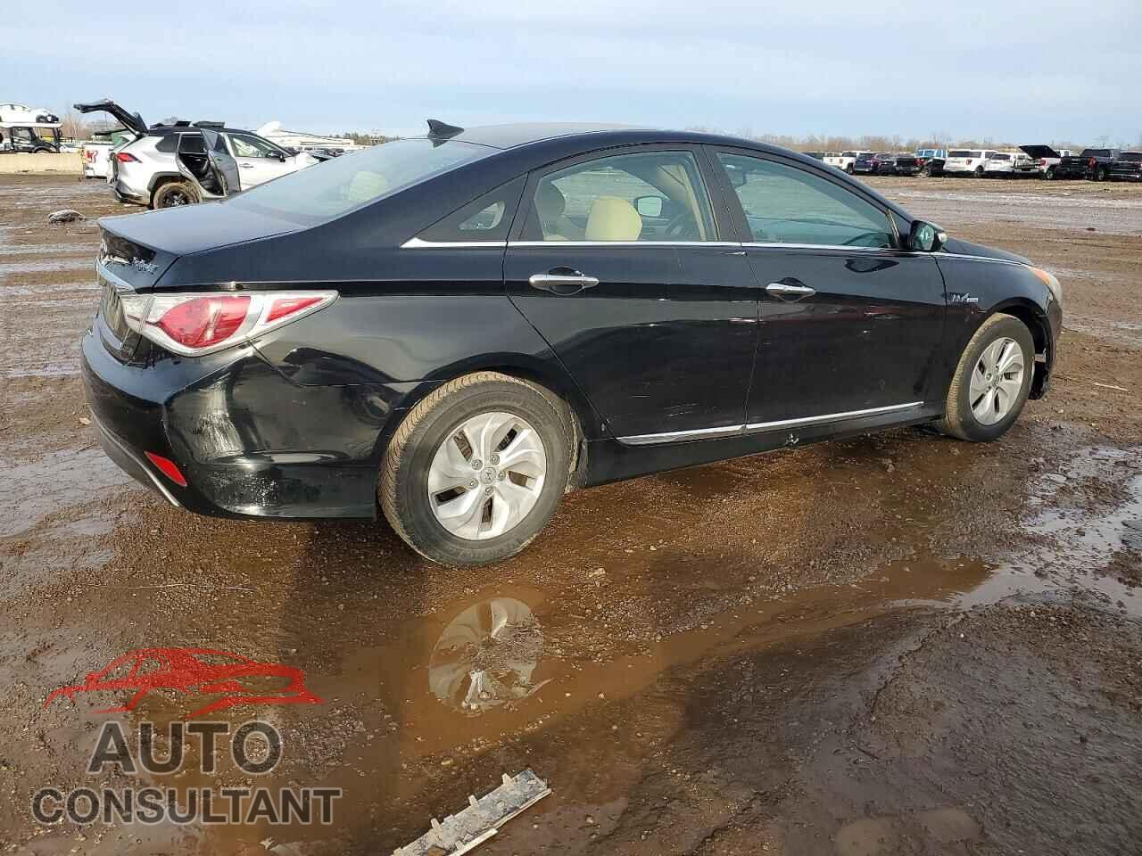 HYUNDAI SONATA 2014 - KMHEC4A42EA108347