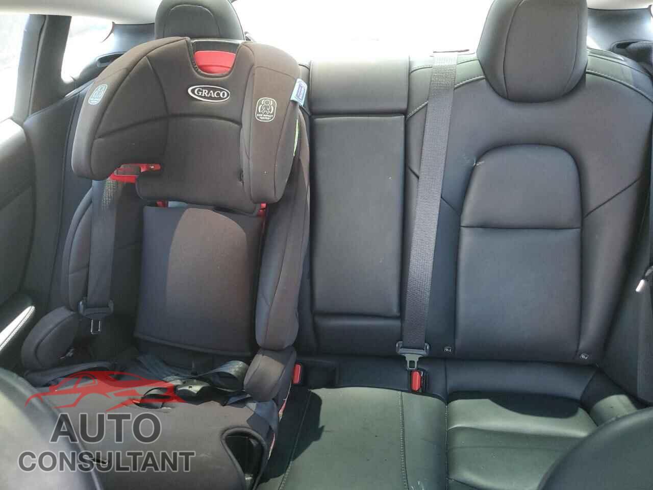 TESLA MODEL 3 2020 - 5YJ3E1EA2LF745375