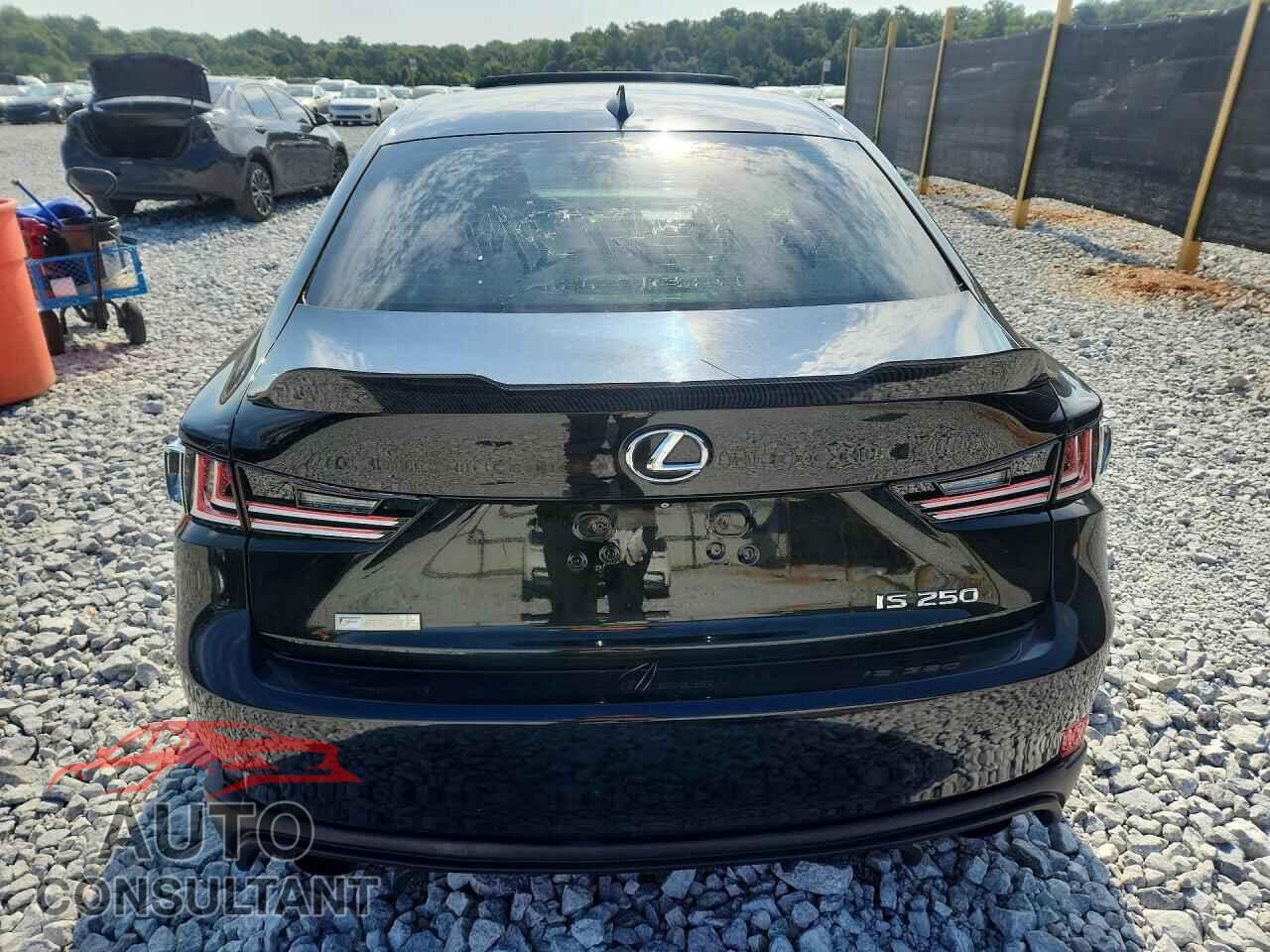 LEXUS IS 2015 - JTHBF1D29F5065464