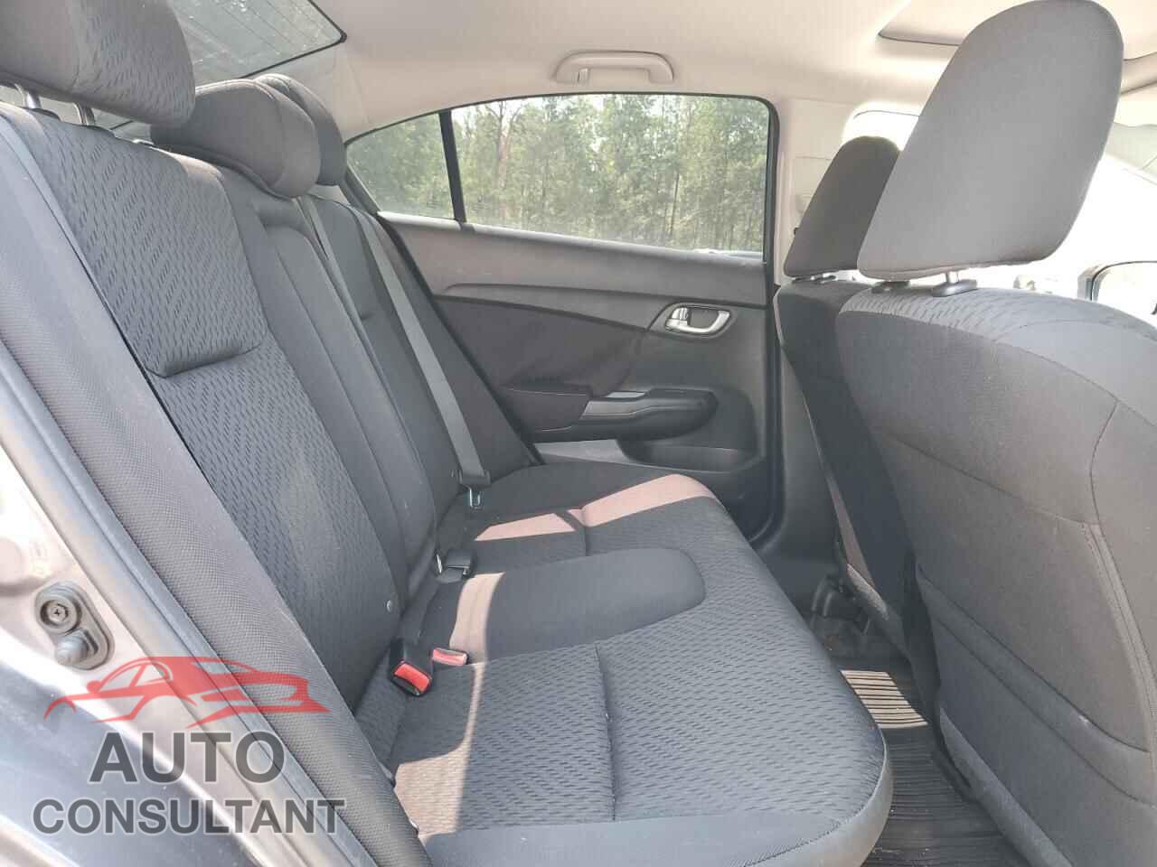 HONDA CIVIC 2015 - 2HGFB2F59FH028159