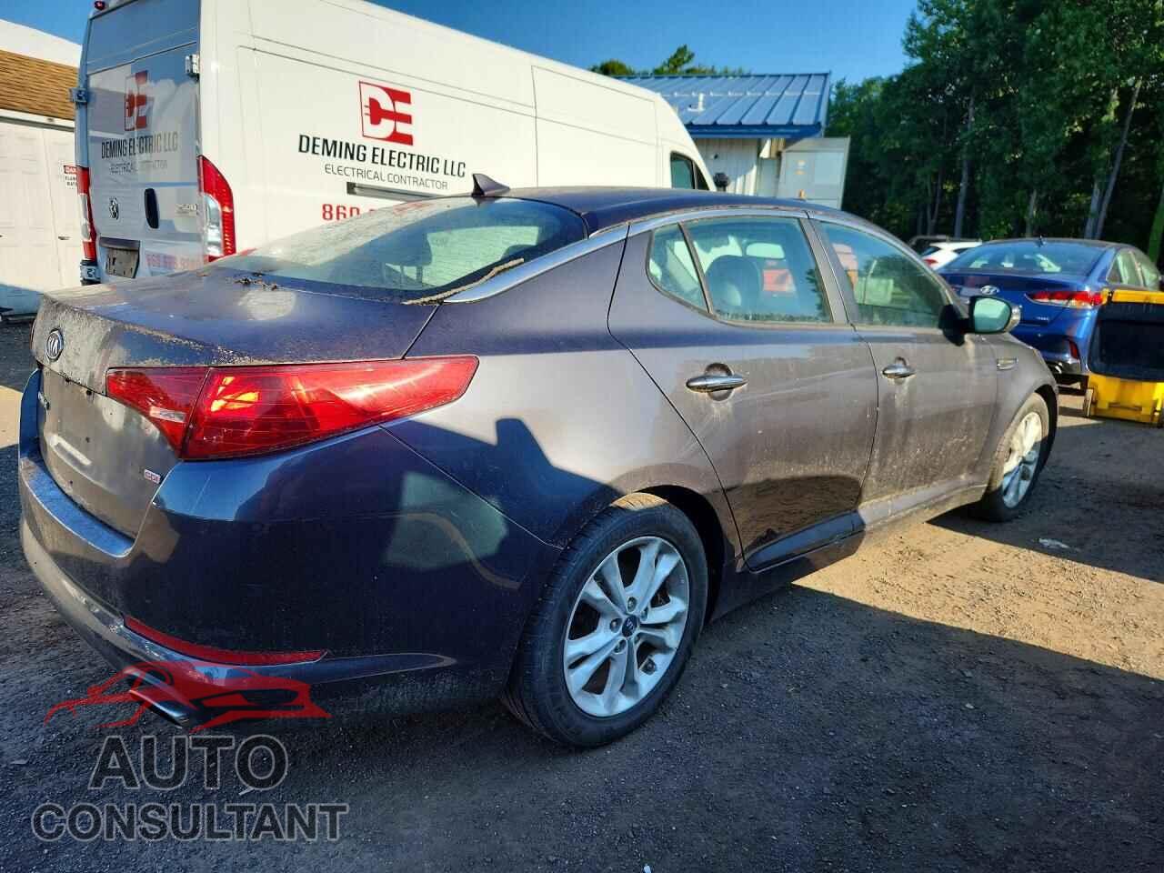 KIA OPTIMA 2011 - KNAGN4A74B5119028