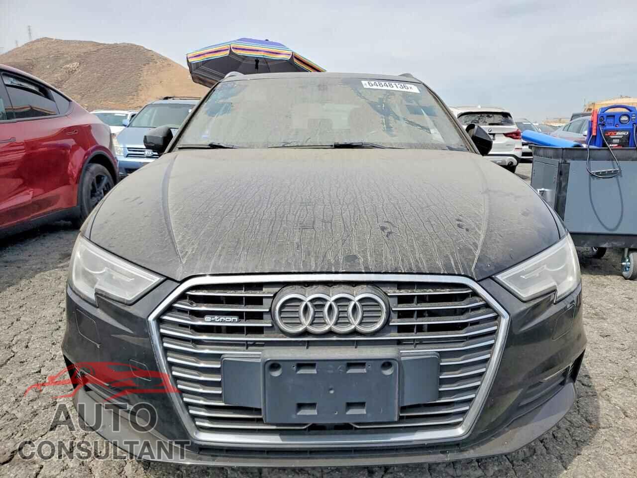 AUDI A3 2018 - WAUUPBFF3JA058164