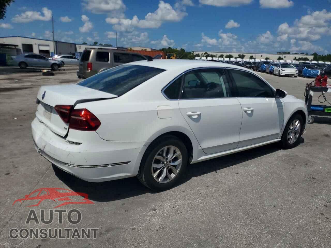 VOLKSWAGEN PASSAT 2017 - 1VWAT7A3XHC085367
