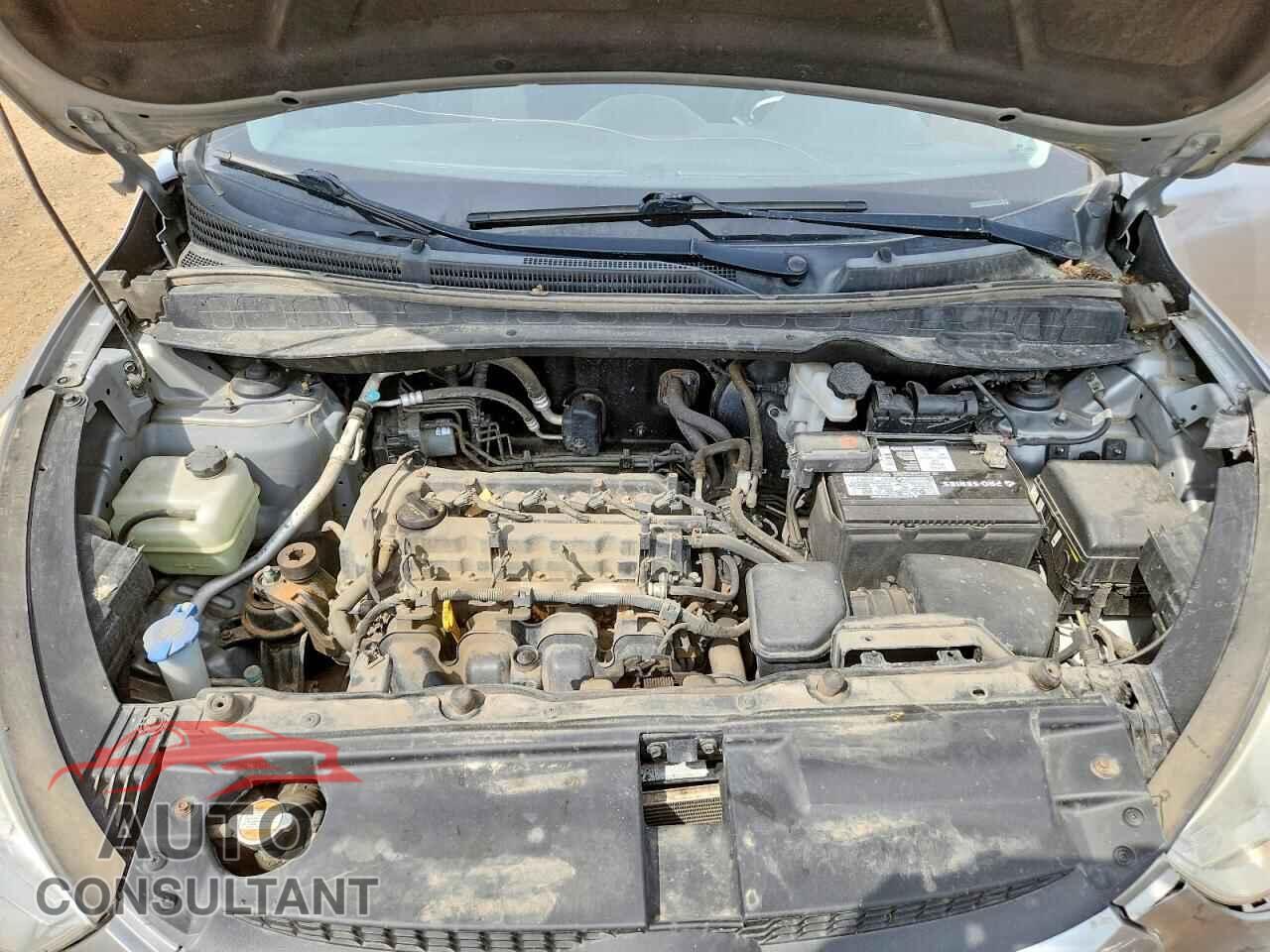 HYUNDAI TUCSON 2012 - KM8JTCAC1CU543761
