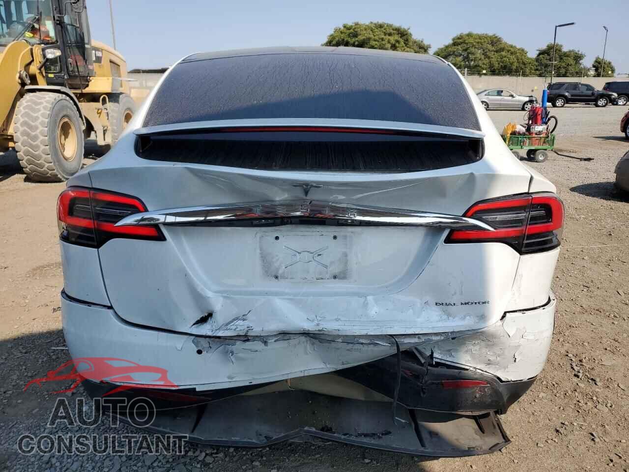 TESLA MODEL X 2020 - 5YJXCDE20LF268401