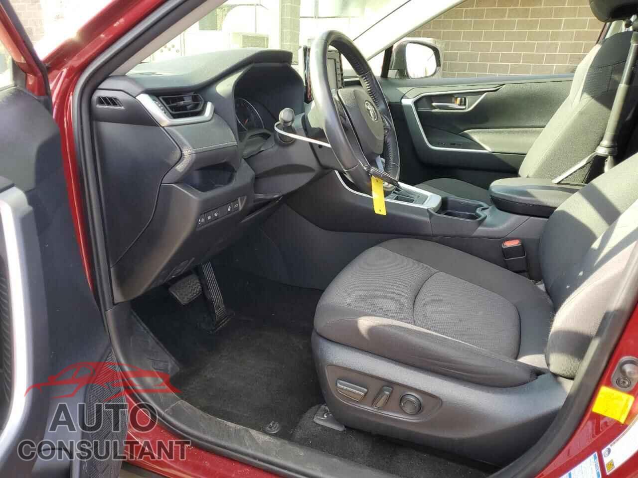 TOYOTA RAV4 2019 - JTMP1RFV2KD042507