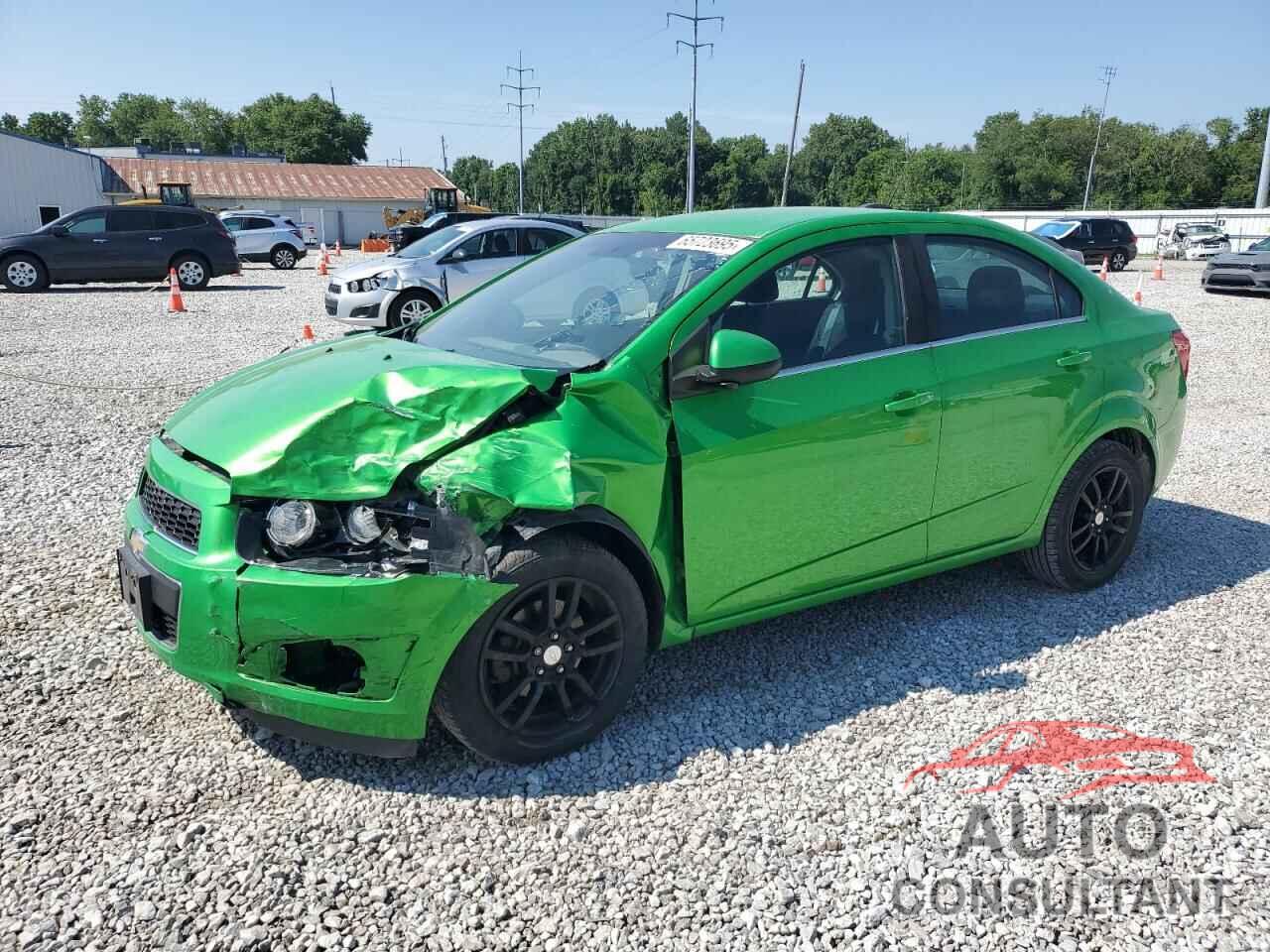 CHEVROLET SONIC 2015 - 1G1JC5SH1F4171510