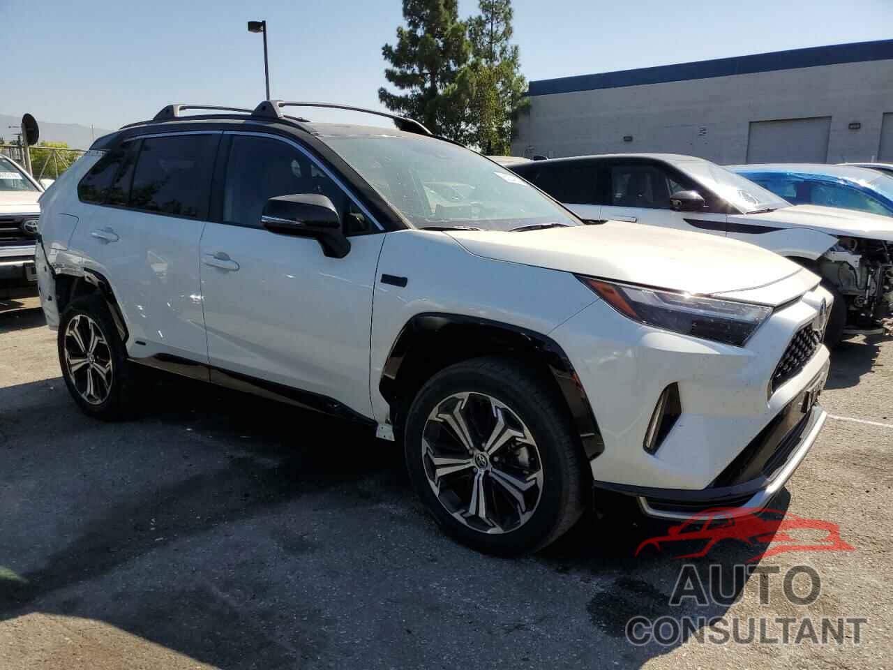 TOYOTA RAV4 2022 - JTMEB3FV9ND094240