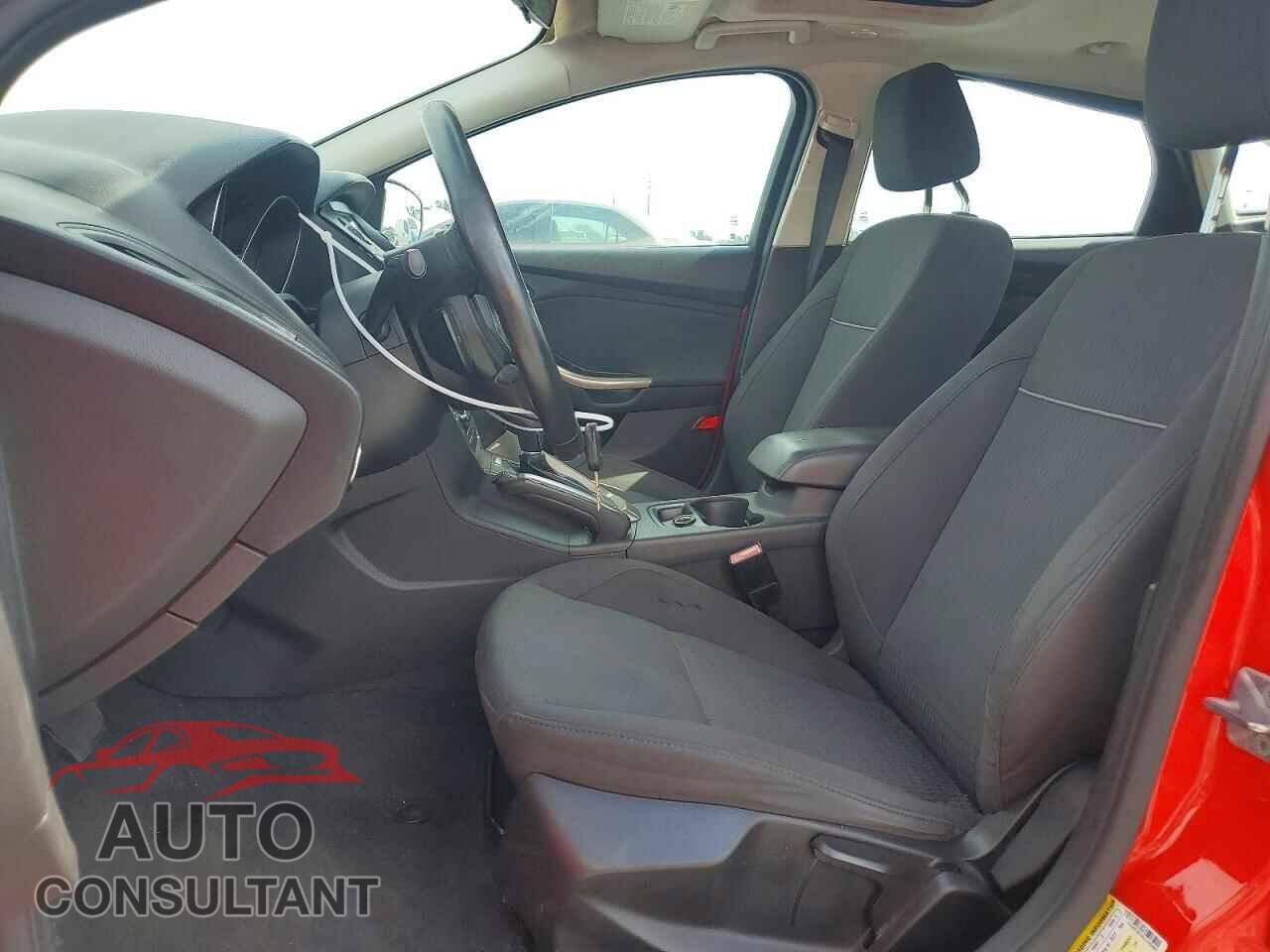FORD FOCUS 2012 - 1FAHP3H24CL200460