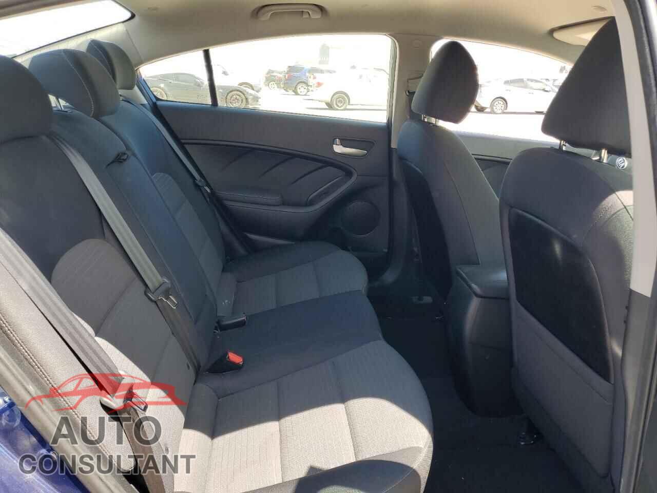 KIA FORTE 2017 - 3KPFL4A76HE148449