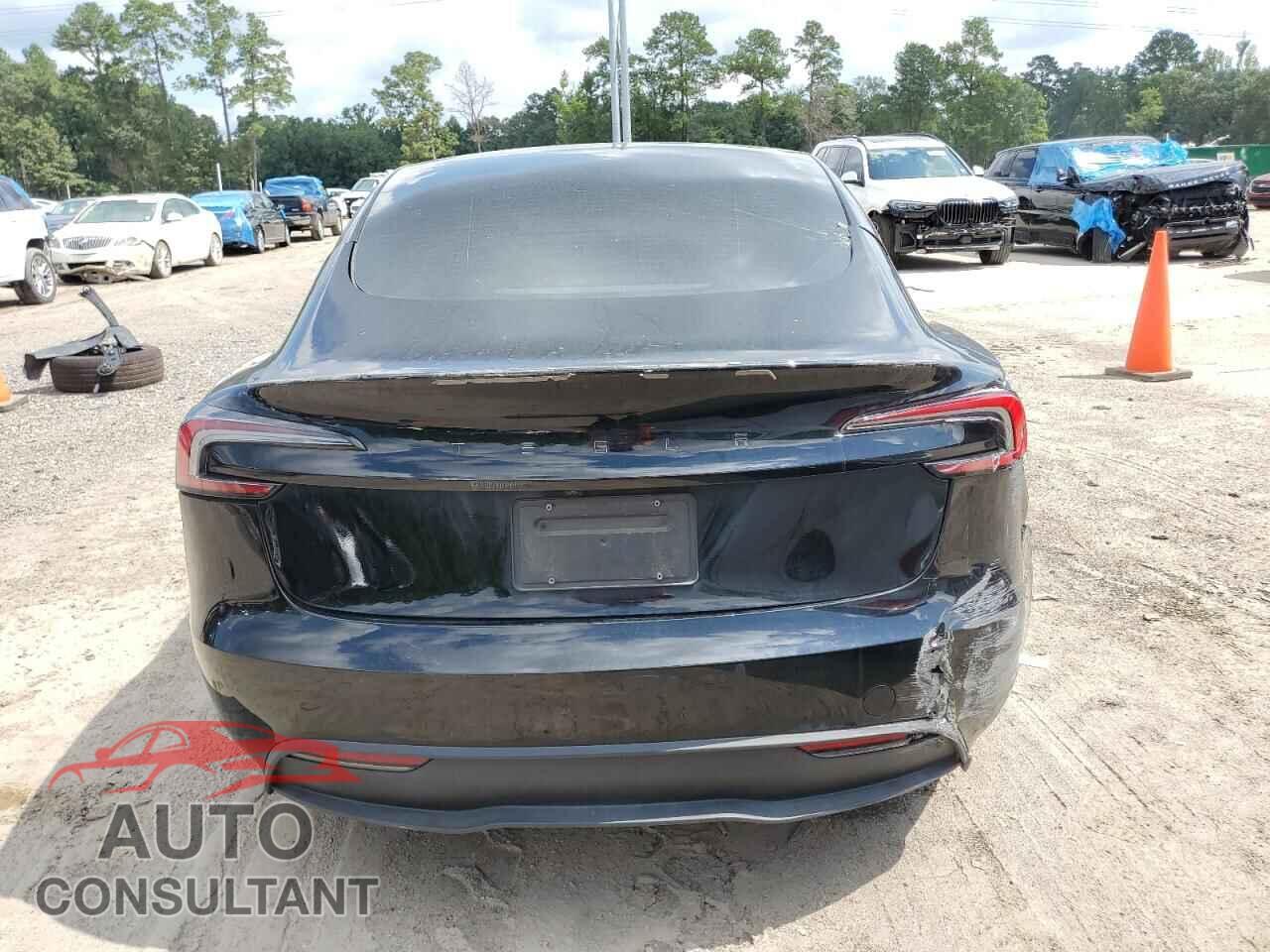 TESLA MODEL 3 2024 - 5YJ3E1EA1RF749359