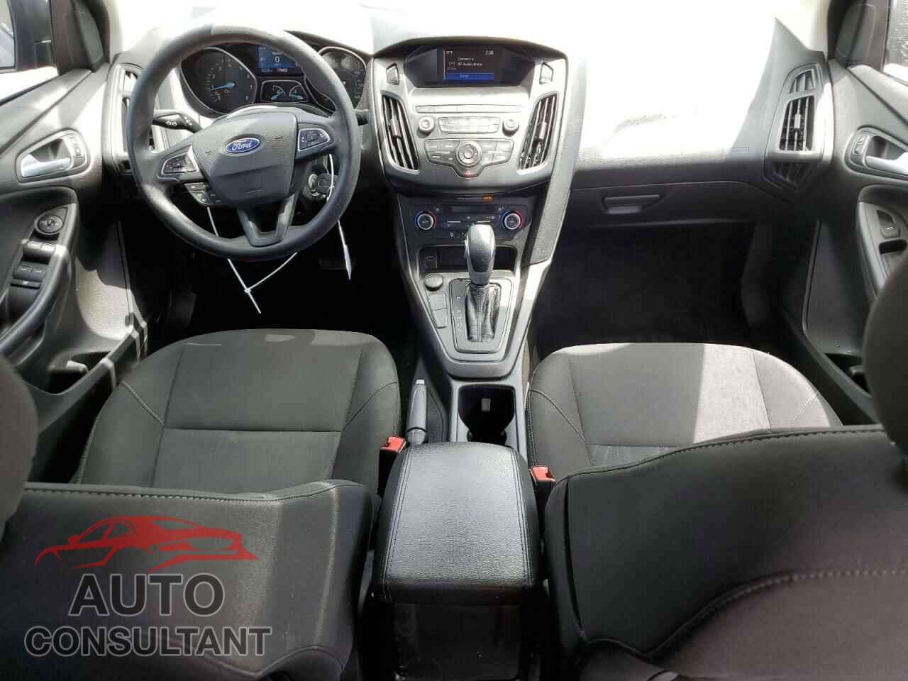 FORD FOCUS 2018 - 1FADP3FE1JL249236