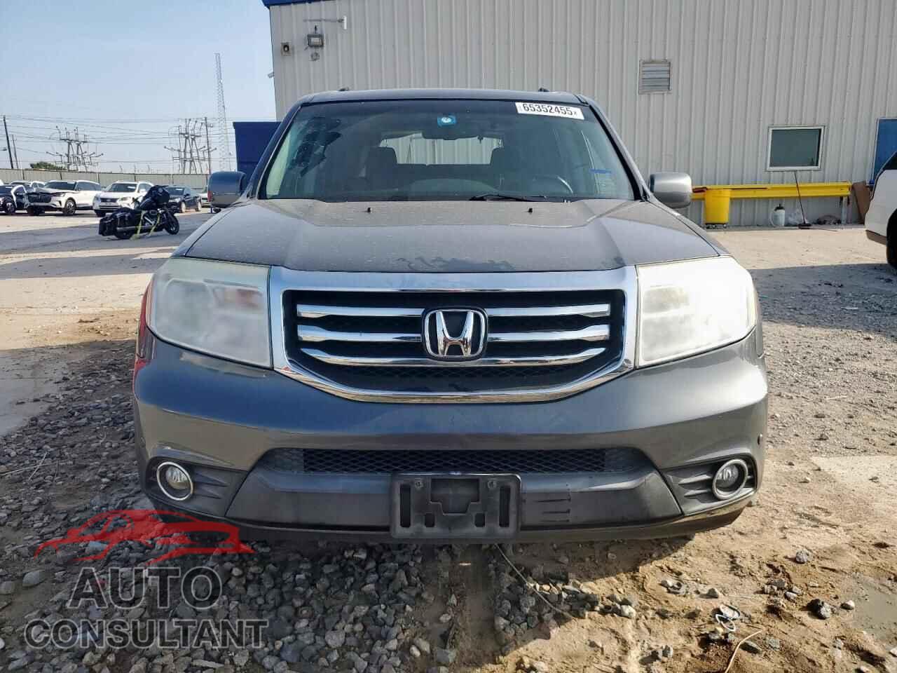 HONDA PILOT 2013 - 5FNYF3H91DB005768