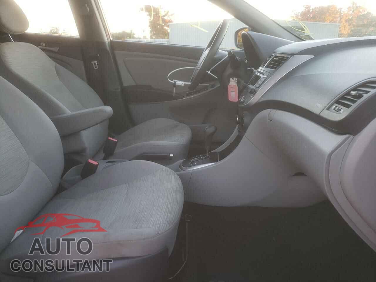 HYUNDAI ACCENT 2016 - KMHCT4AE6GU107199