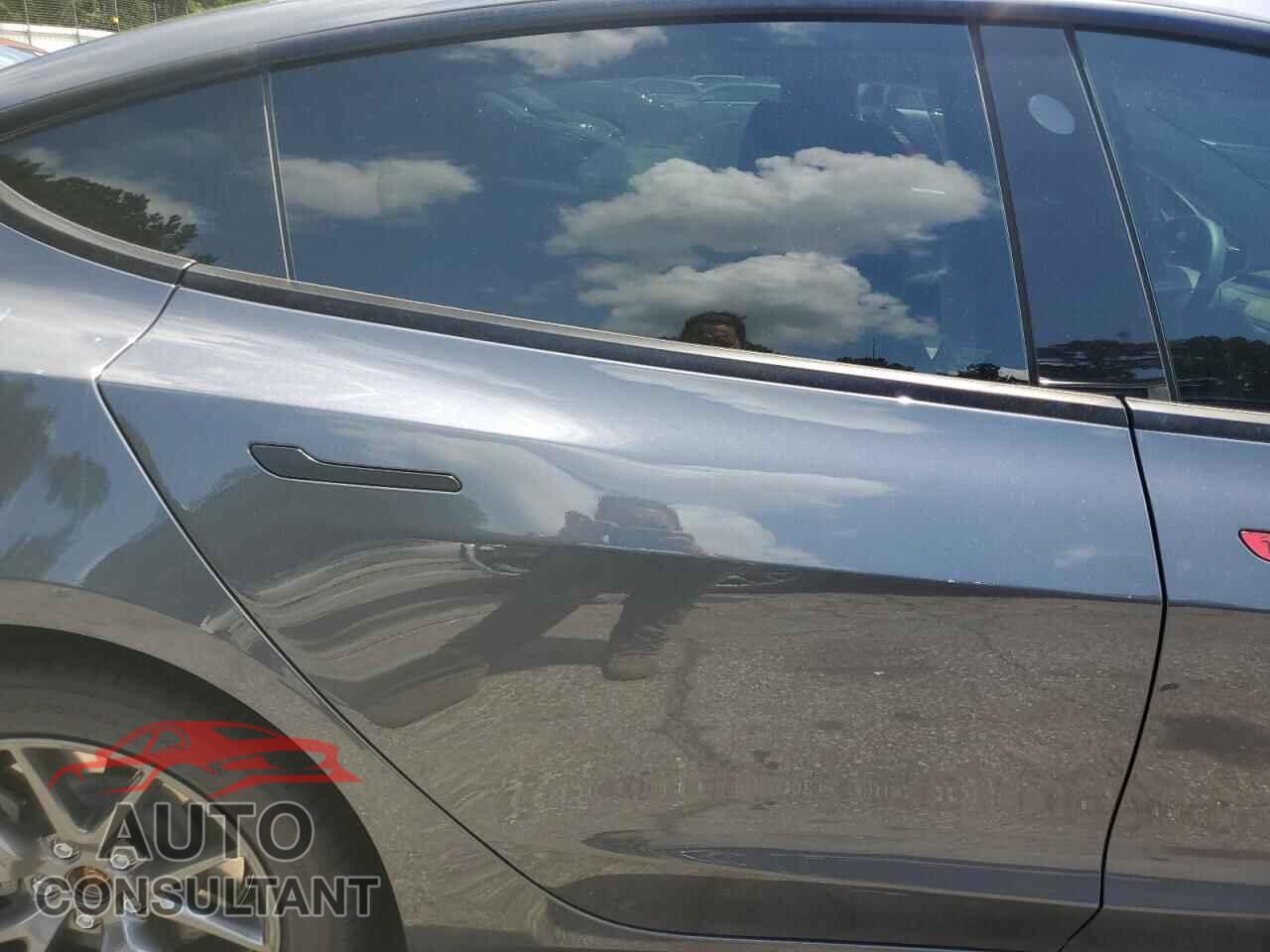 TESLA MODEL 3 2023 - 5YJ3E1EB4PF391616
