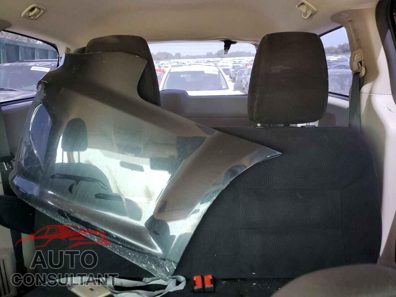 DODGE CARAVAN 2015 - 2C4RDGBG0FR568035