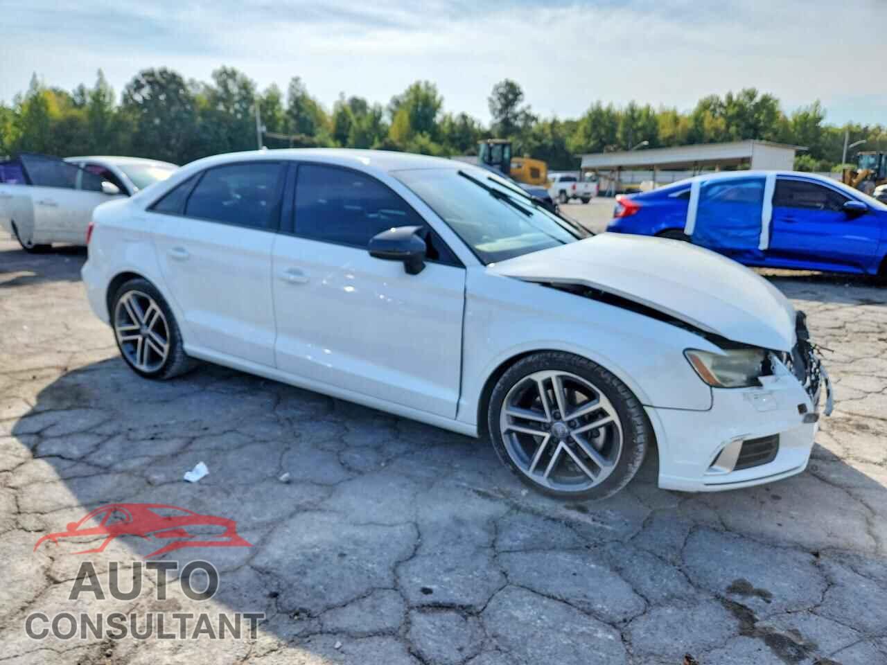 AUDI A3 2017 - WAUAUGFF5H1036413