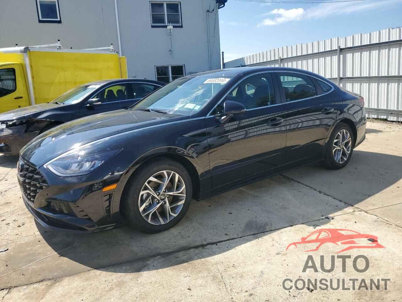 HYUNDAI SONATA 2023 - KMHL64JA3PA281446