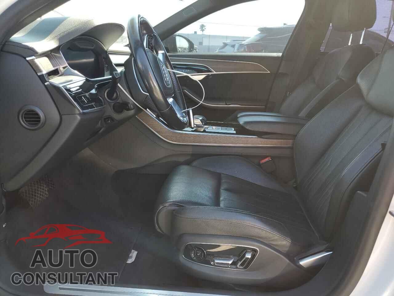 AUDI A8 2020 - WAU8DAF83LN014215
