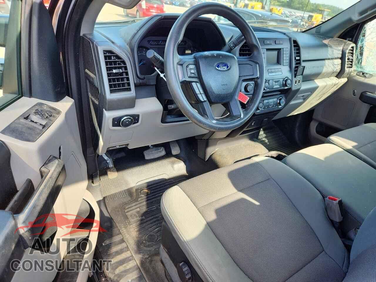 FORD F250 2017 - 1FTBF2B65HEE74349