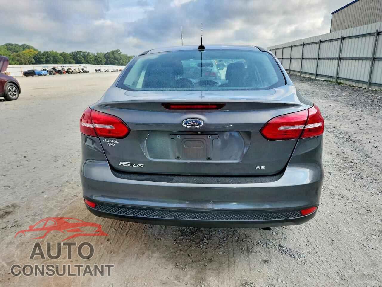 FORD FOCUS 2017 - 1FADP3F22HL309363