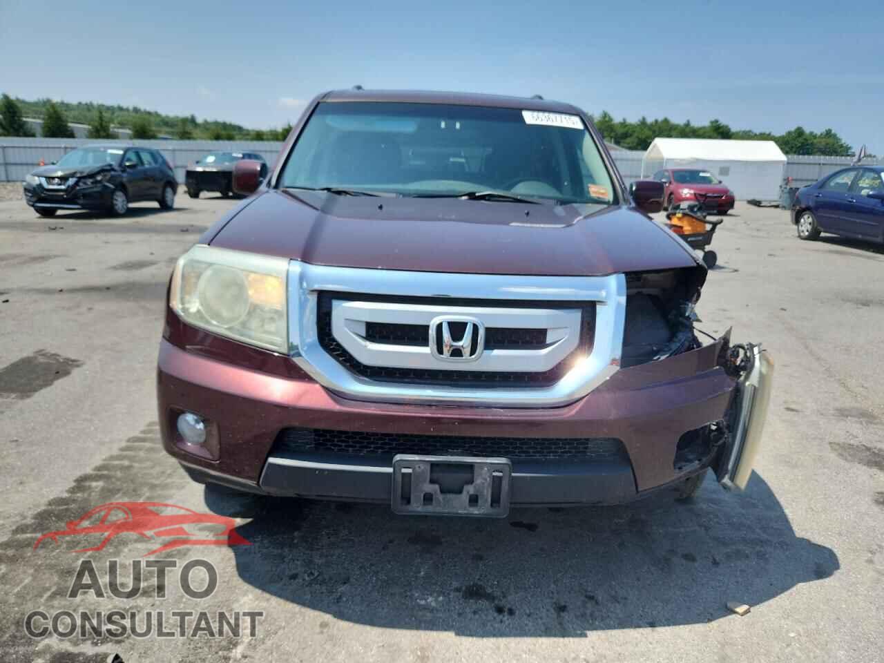 HONDA PILOT 2011 - 5FNYF4H4XBB012435