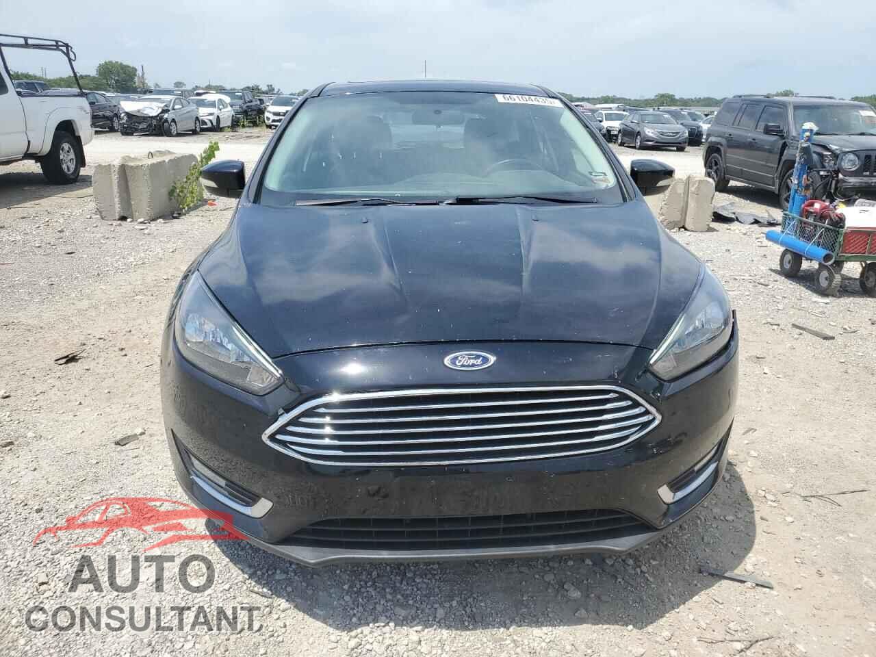 FORD FOCUS 2017 - 1FADP3N27HL272683