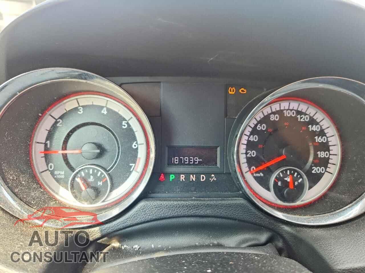 DODGE CARAVAN 2012 - 2C4RDGBG0CR331640