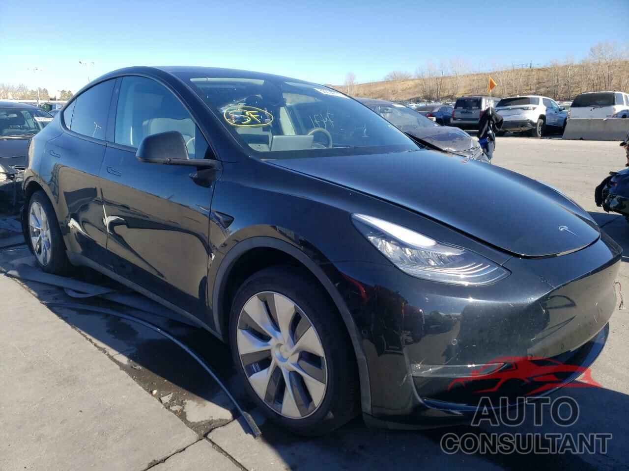 TESLA MODEL Y 2021 - 5YJYGDEE5MF067601