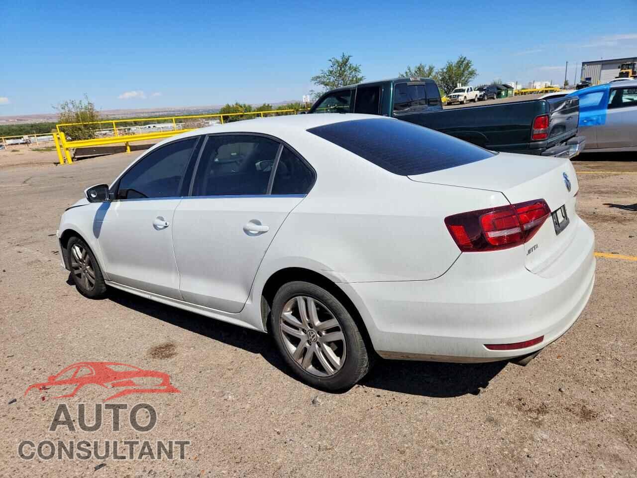 VOLKSWAGEN JETTA 2017 - 3VW2B7AJ9HM228863