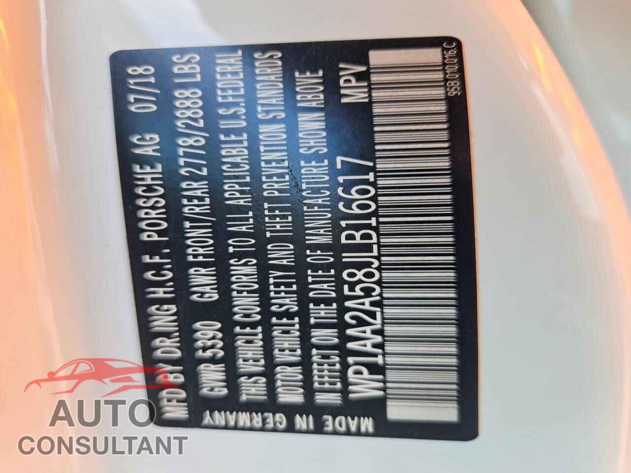 PORSCHE MACAN 2018 - WP1AA2A58JLB16617