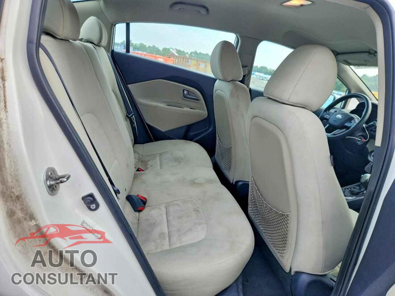 KIA RIO 2013 - KNADM4A35D6219820