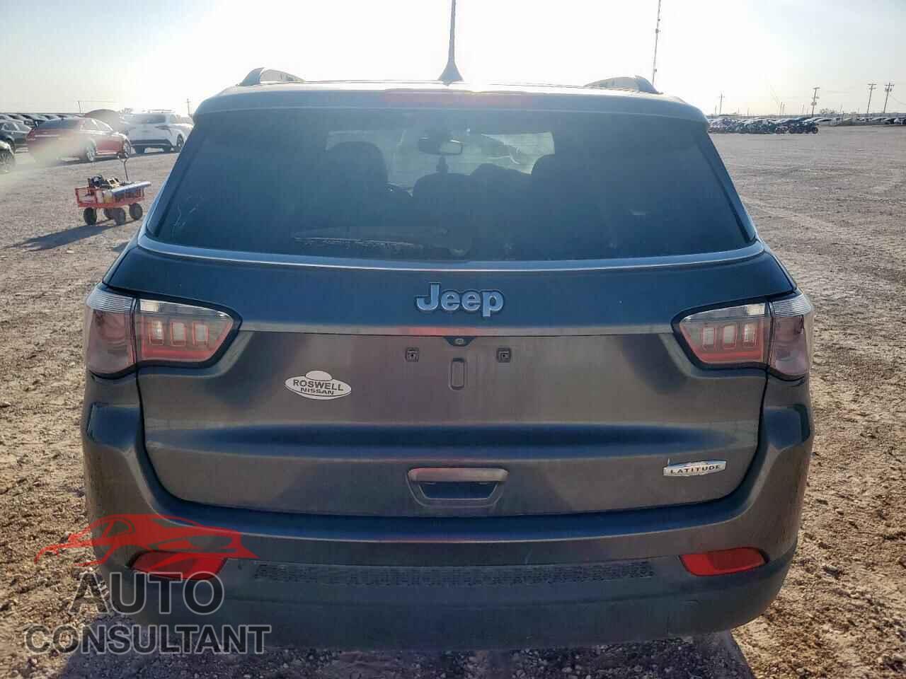 JEEP COMPASS 2018 - 3C4NJCBB0JT248062