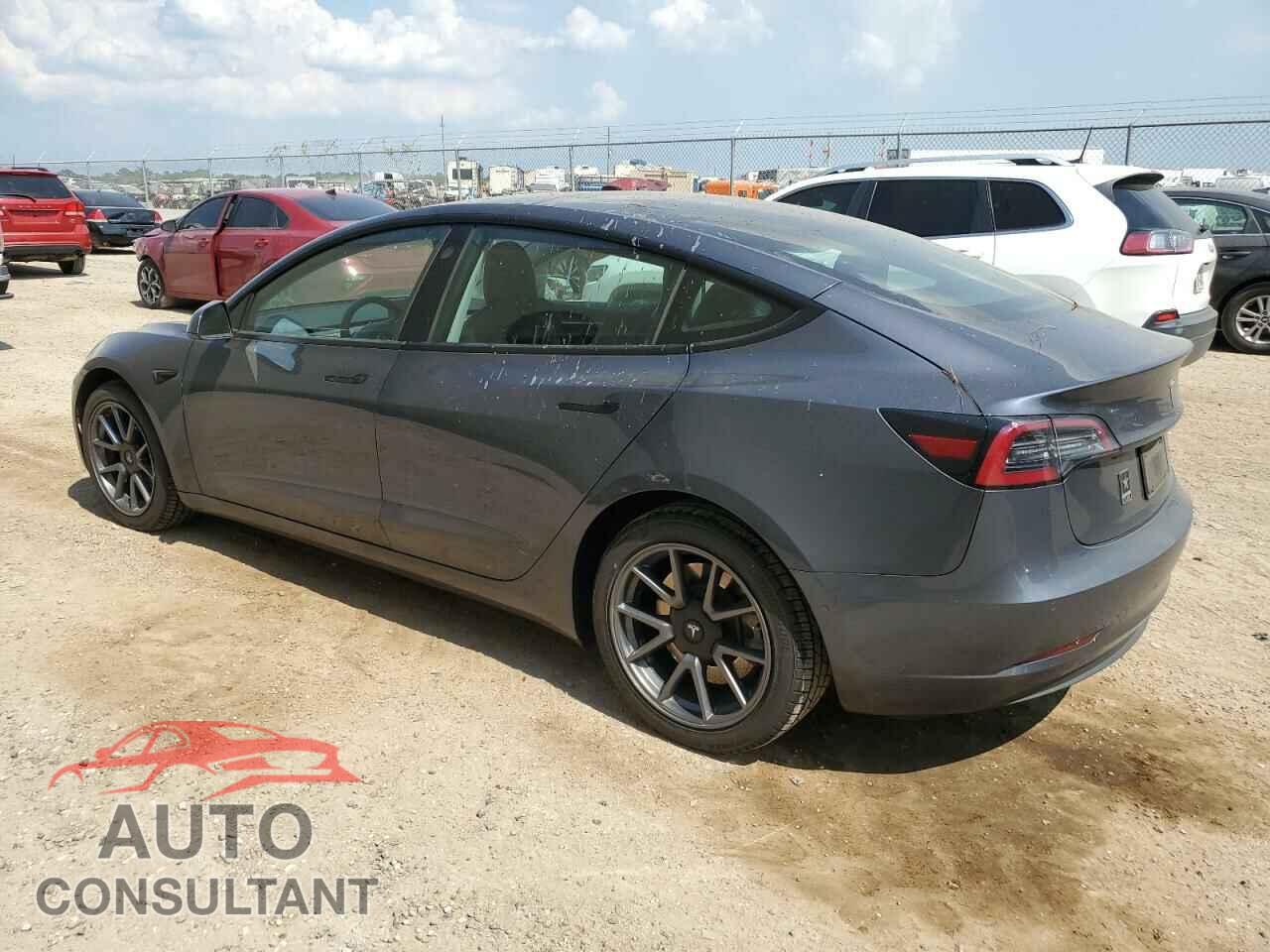 TESLA MODEL 3 2022 - 5YJ3E1EBXNF138085