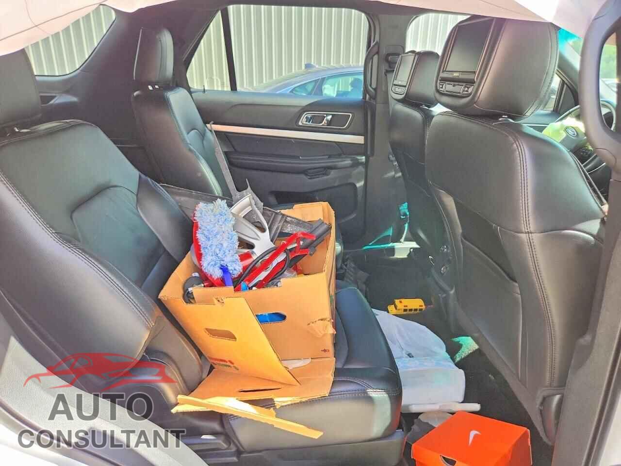 FORD EXPLORER 2017 - 1FM5K8D88HGB58308
