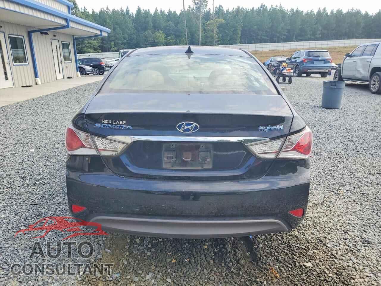 HYUNDAI SONATA 2012 - KMHEC4A47CA044397
