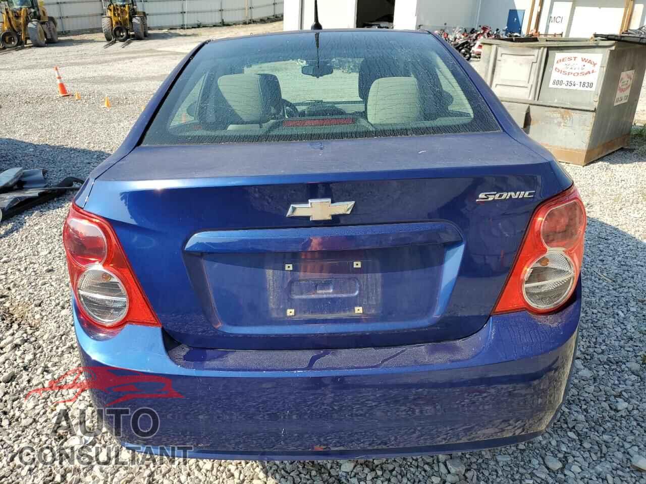 CHEVROLET SONIC 2013 - 1G1JA5SH7D4254300