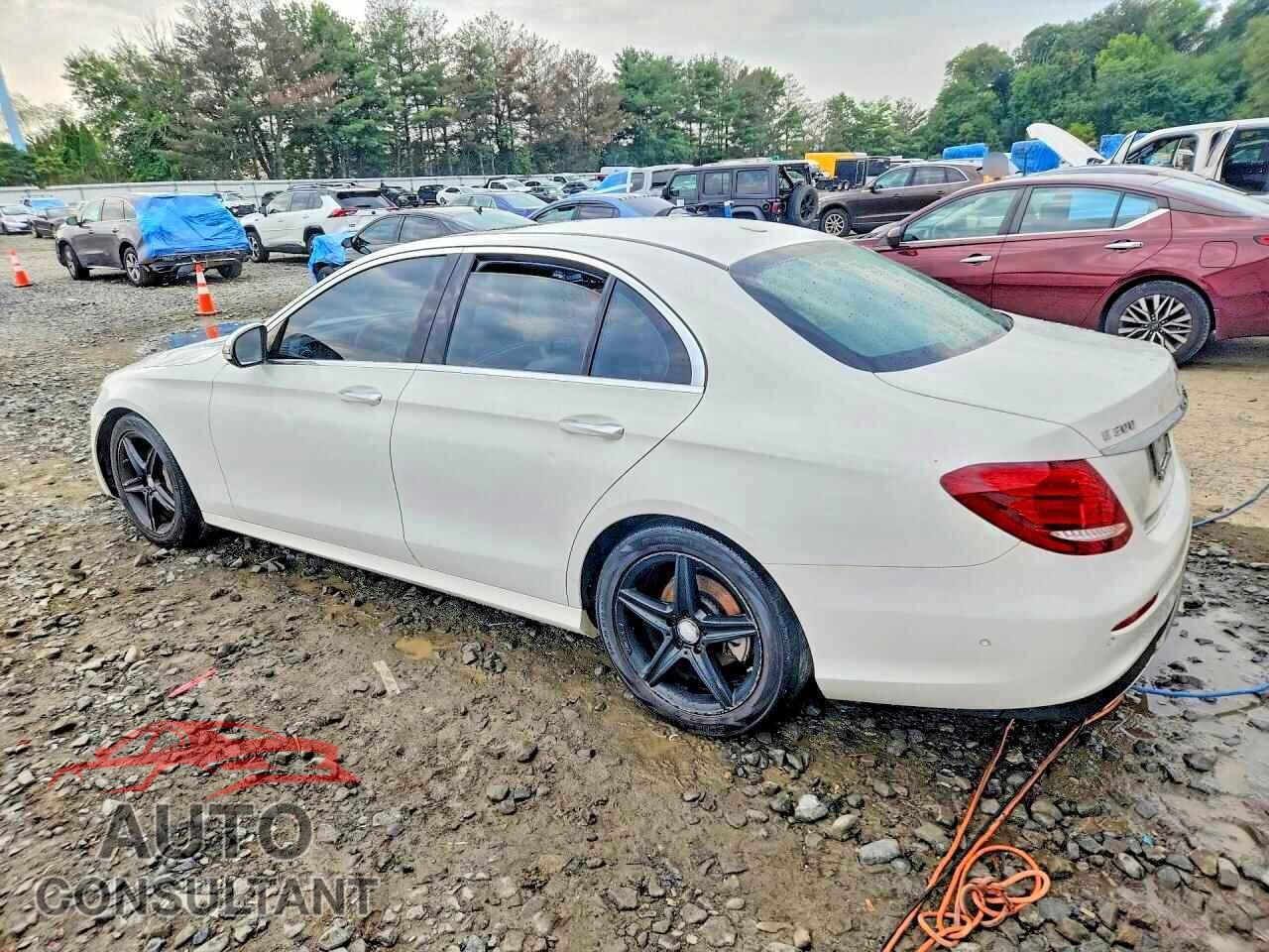 MERCEDES-BENZ E-CLASS 2017 - WDDZF4KB7HA053219