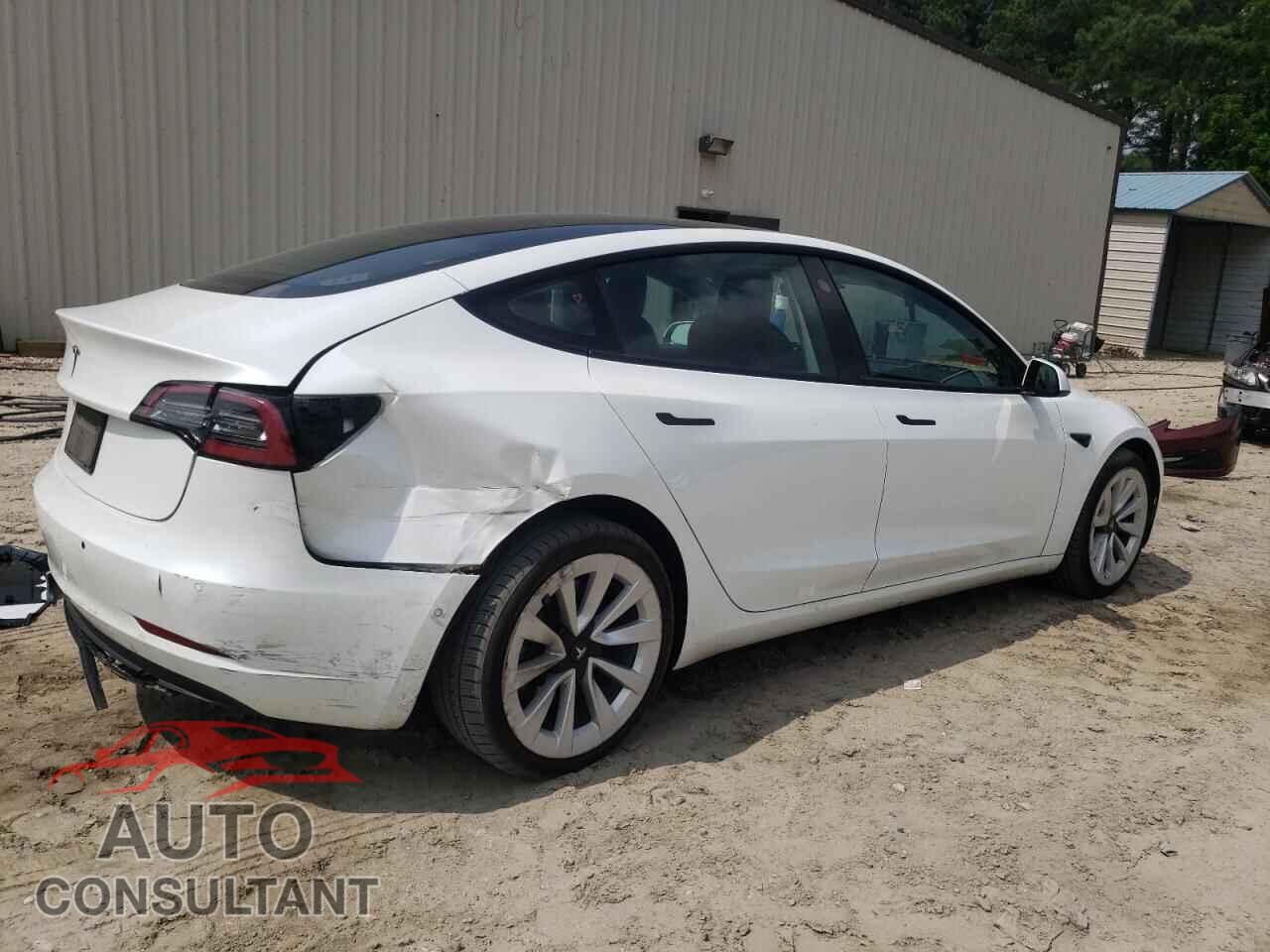 TESLA MODEL 3 2022 - 5YJ3E1EA4NF369930