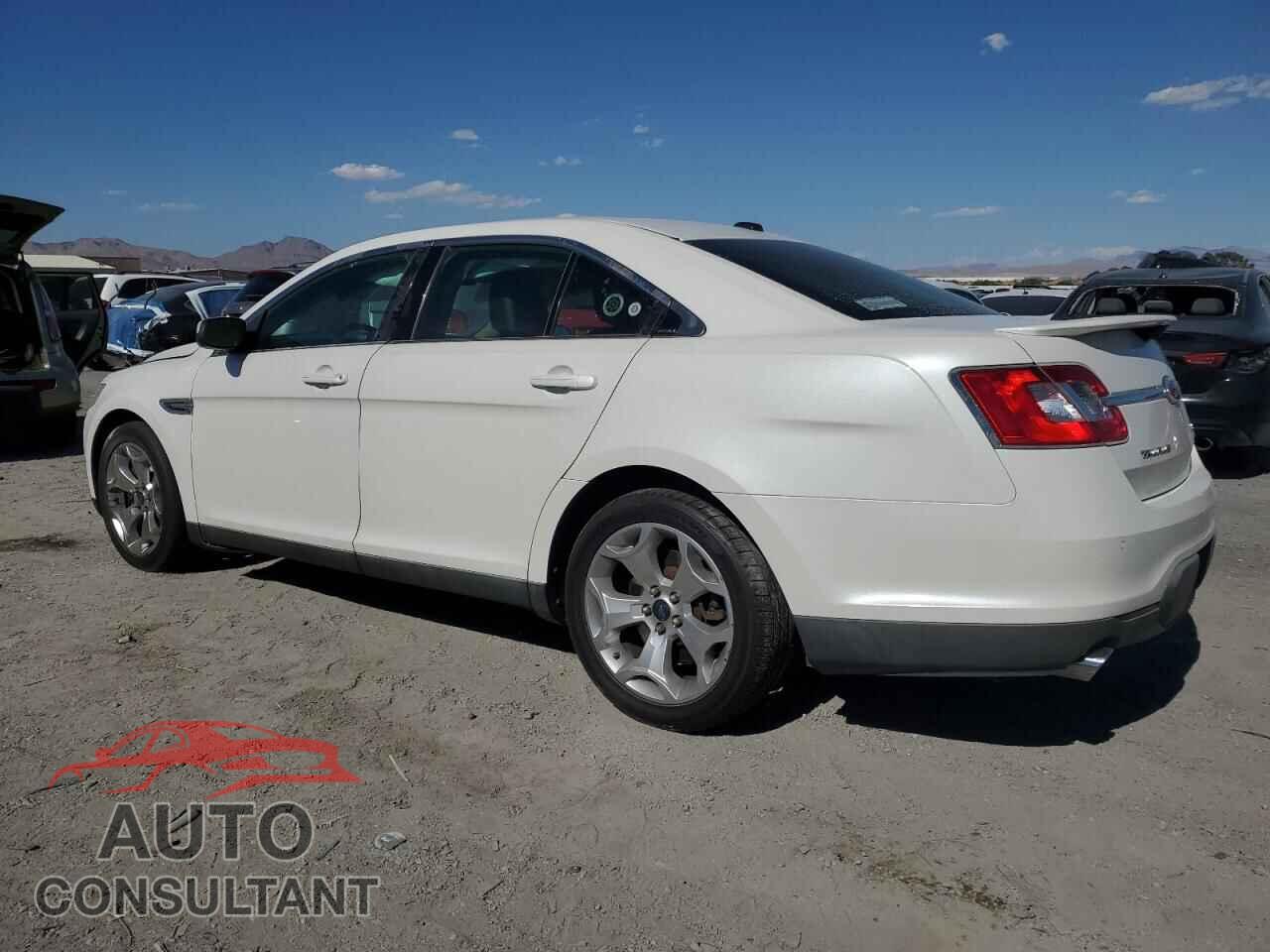 FORD TAURUS 2011 - 1FAHP2KT0BG114842