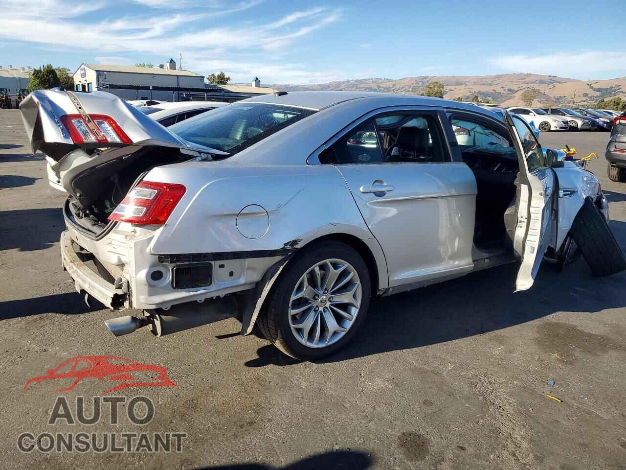 FORD TAURUS 2014 - 1FAHP2F82EG104596