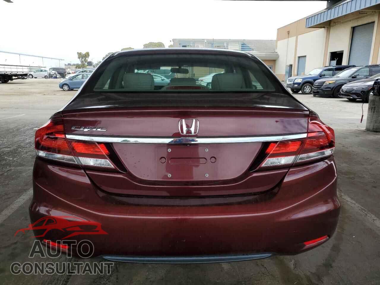 HONDA CIVIC 2015 - 2HGFB2F58FH557716