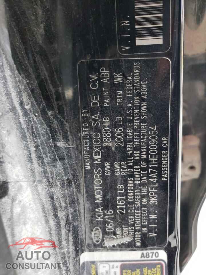 KIA FORTE 2017 - 3KPFL4A71HE009054