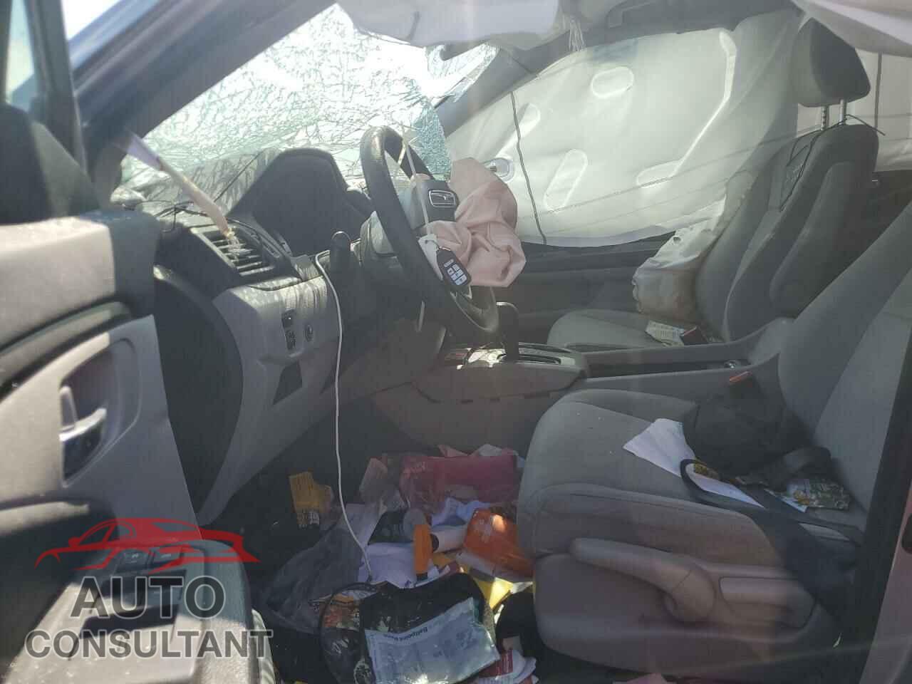 HONDA PILOT 2017 - 5FNYF5H10HB047036