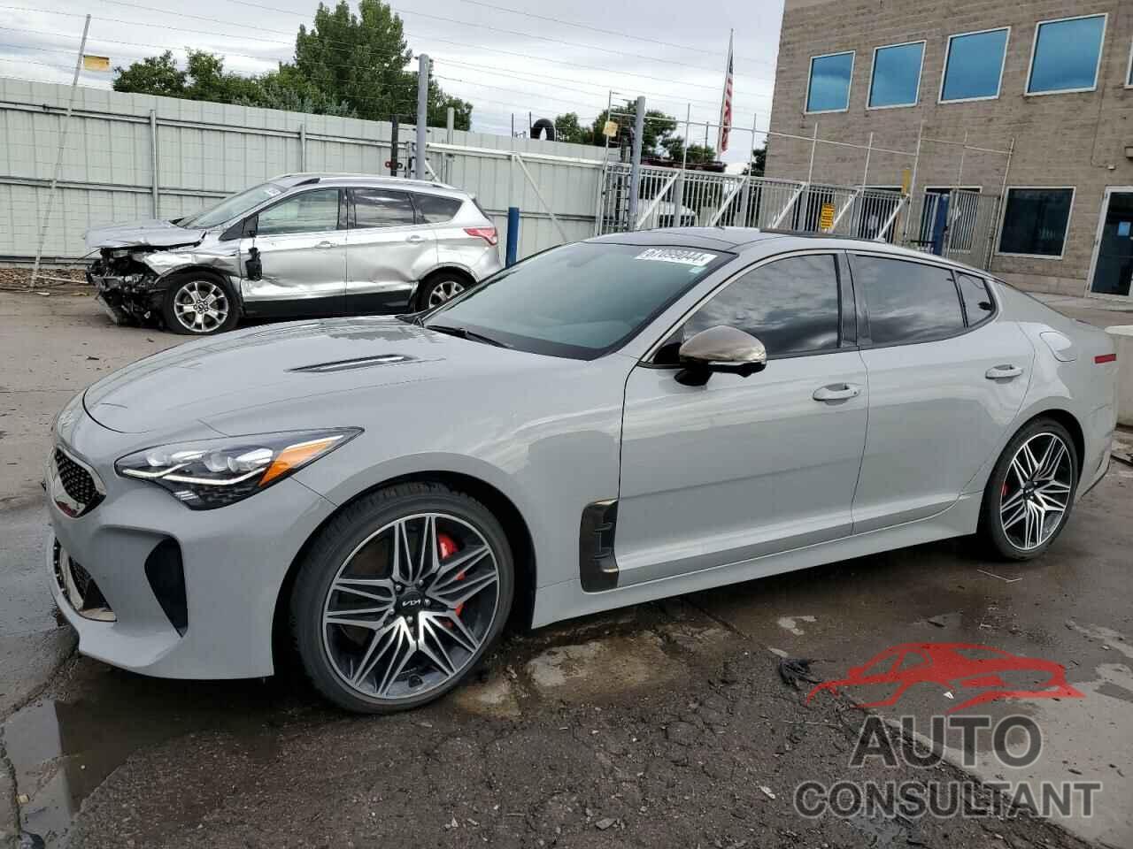 KIA STINGER 2023 - KNAE55LC8P6134561