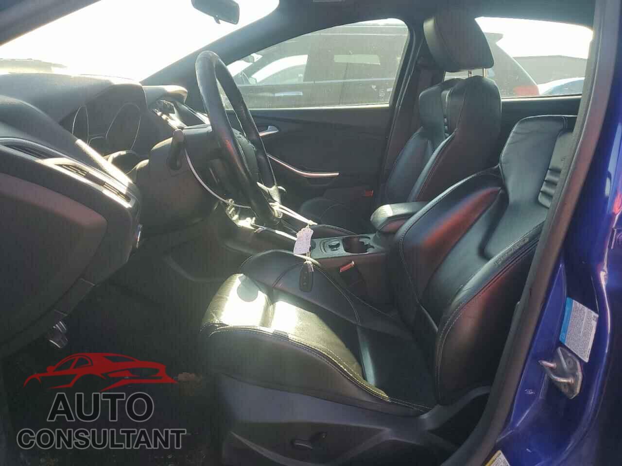 FORD FOCUS 2014 - 1FADP3L97EL286403